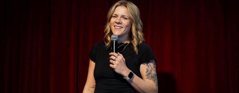 Maren May Reads Between No Lines