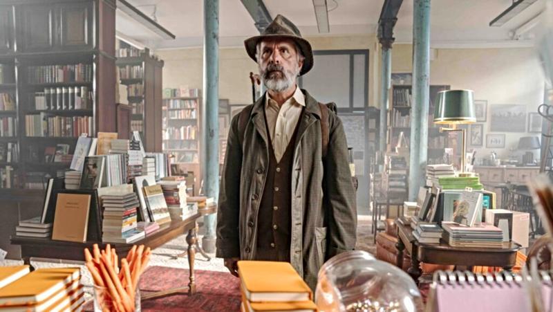 The Door-to-Door Bookstore