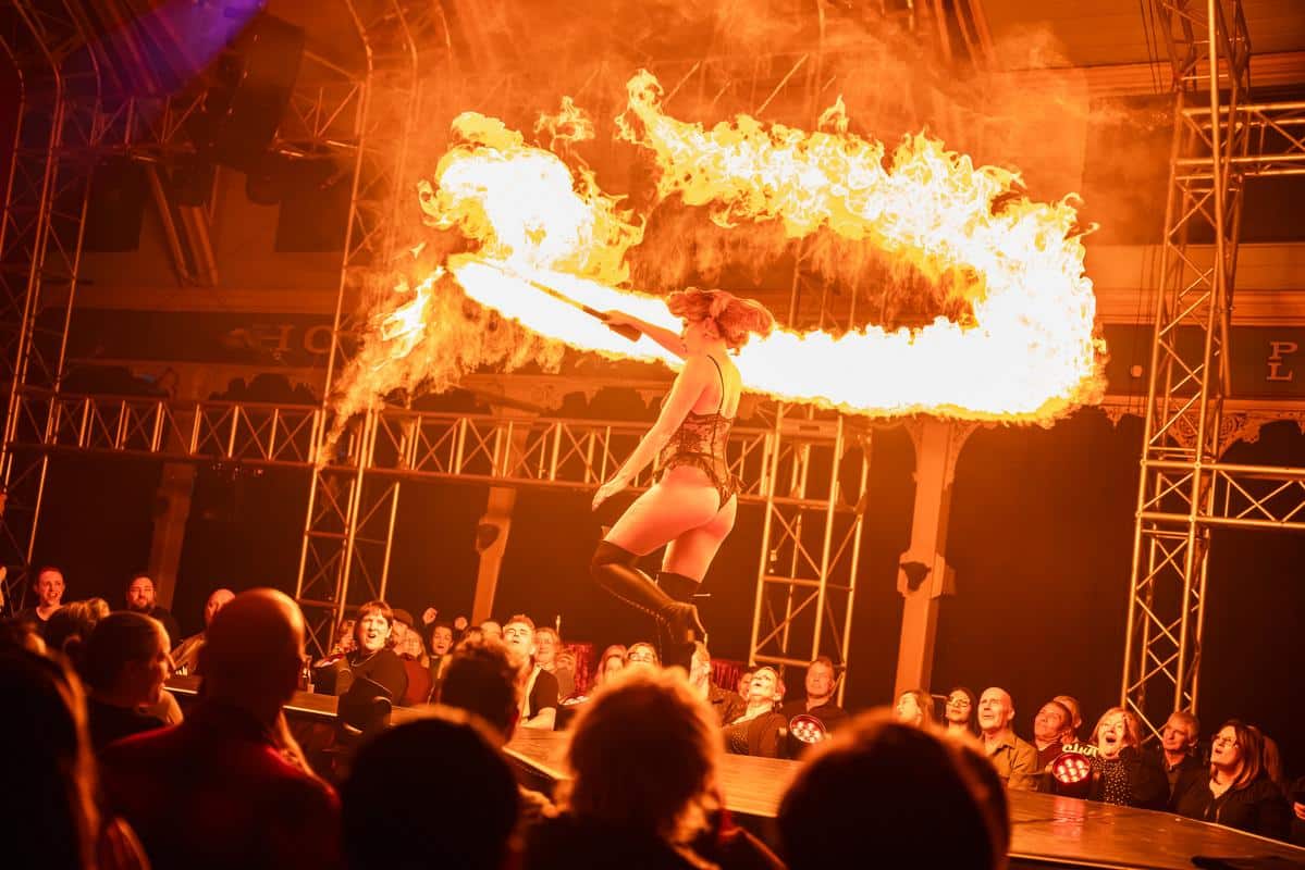 Bernie Dieter's Club Kabarett