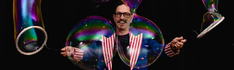 Feature-Dr Hubble's Brilliant Bubbles - Whats The Show Feature-Dr Hubble's Brilliant Bubbles
