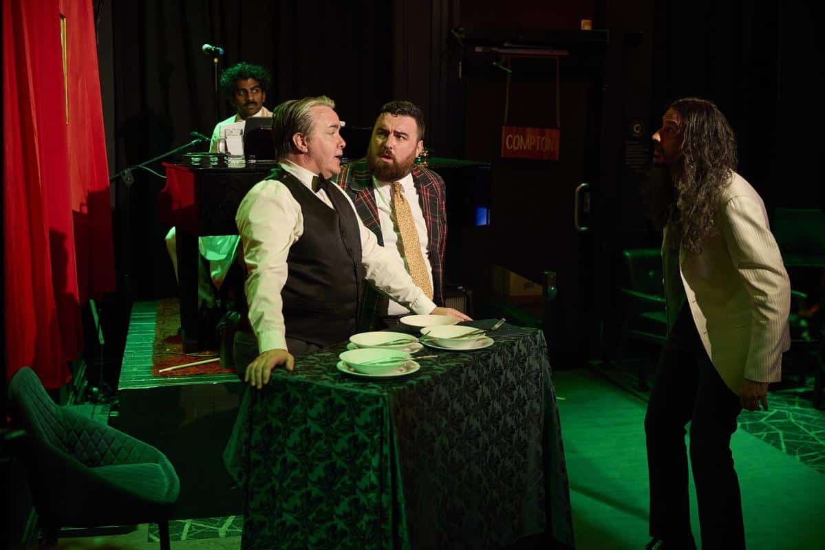 One Man, Two Guvnors