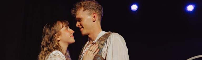 Romeo & Juliet - Whats The Show Romeo & Juliet
