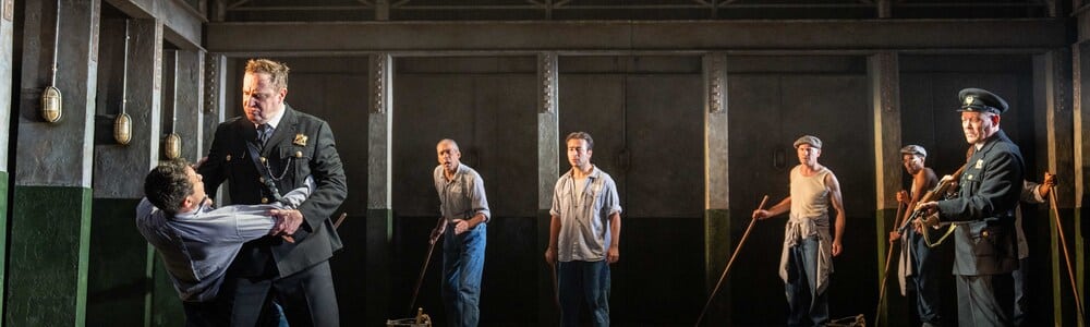 Feature-The Shawshank Redemption