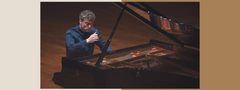 Paul Lewis: Mozart+ - Whats The Show Paul Lewis: Mozart+